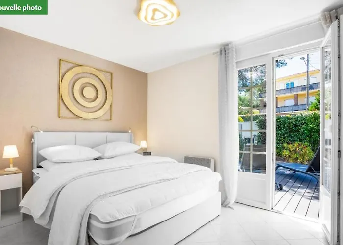 Le Charme Bleu D'azur