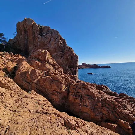 Le Charme Bleu D'azur * Saint-Raphaël