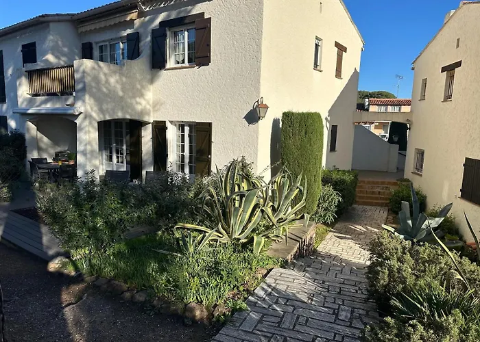 Le Charme Bleu D'azur * Saint-Raphaël