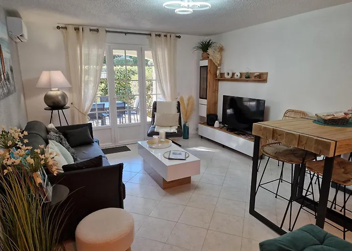 Le Charme Bleu D'azur Сasa de vacaciones